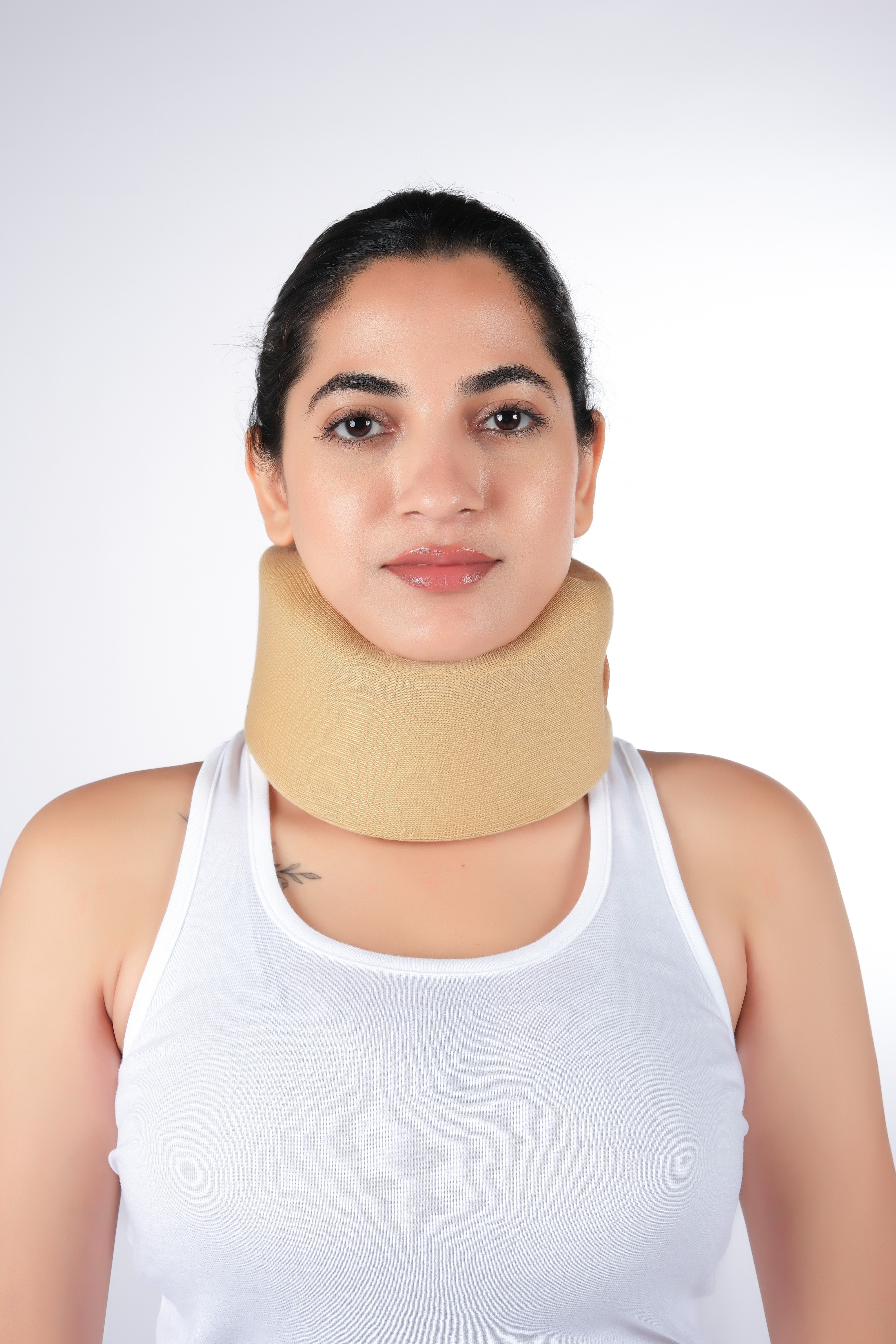 Soft cervical collar